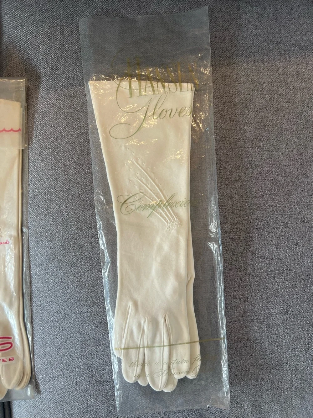 Elegant White Women's Evening Gloves